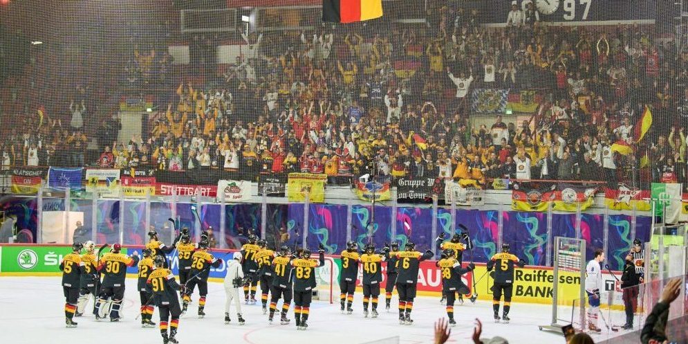 Deutschlands Eishockey-Team gewinnt mit 9:4 gegen Italien